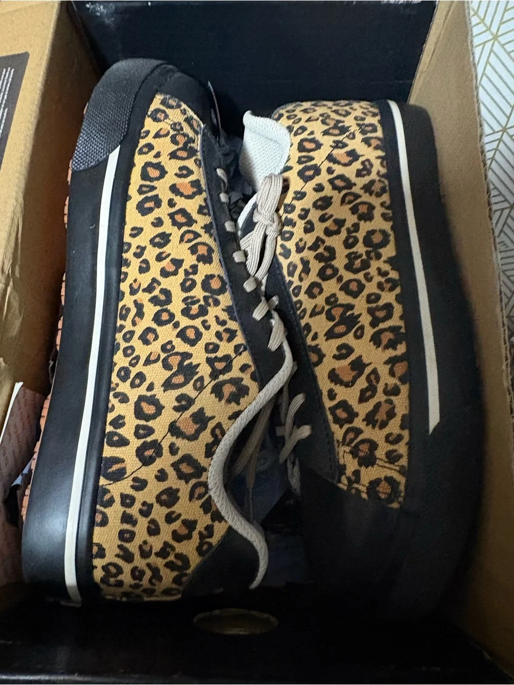 Rocky Leopard Print SR casuals work safety Sneakers size 8